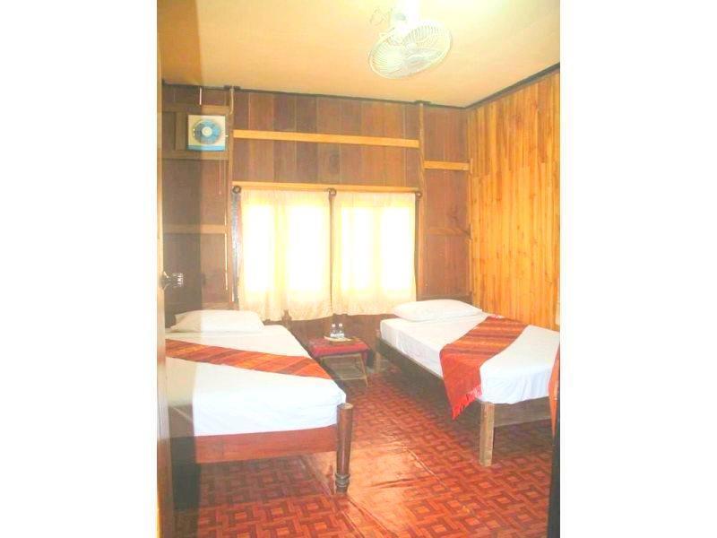 لوانغ برابانغ Lpq Backpackers Hostel المظهر الخارجي الصورة