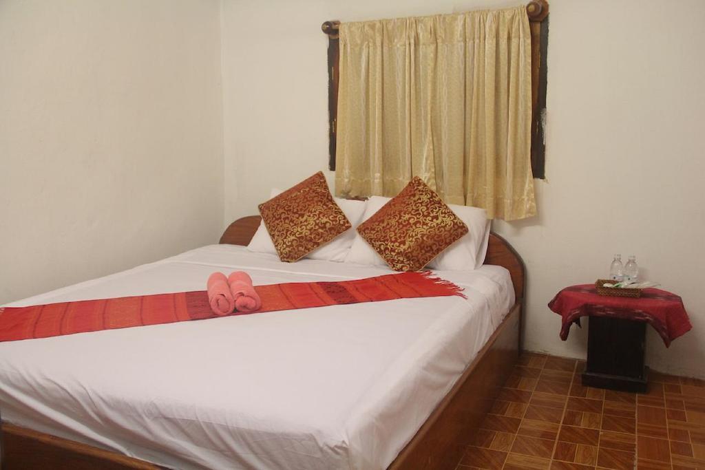 لوانغ برابانغ Lpq Backpackers Hostel الغرفة الصورة