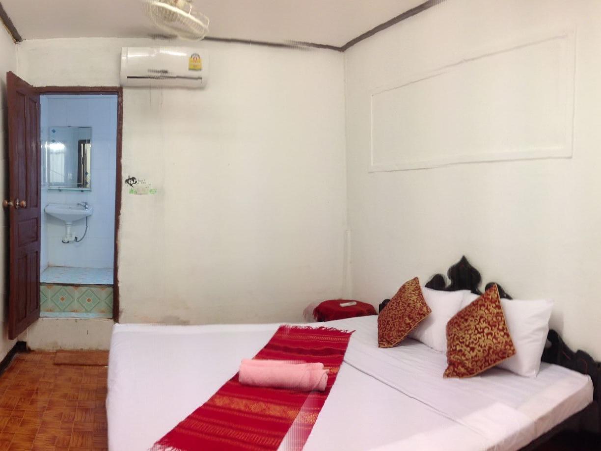 لوانغ برابانغ Lpq Backpackers Hostel المظهر الخارجي الصورة