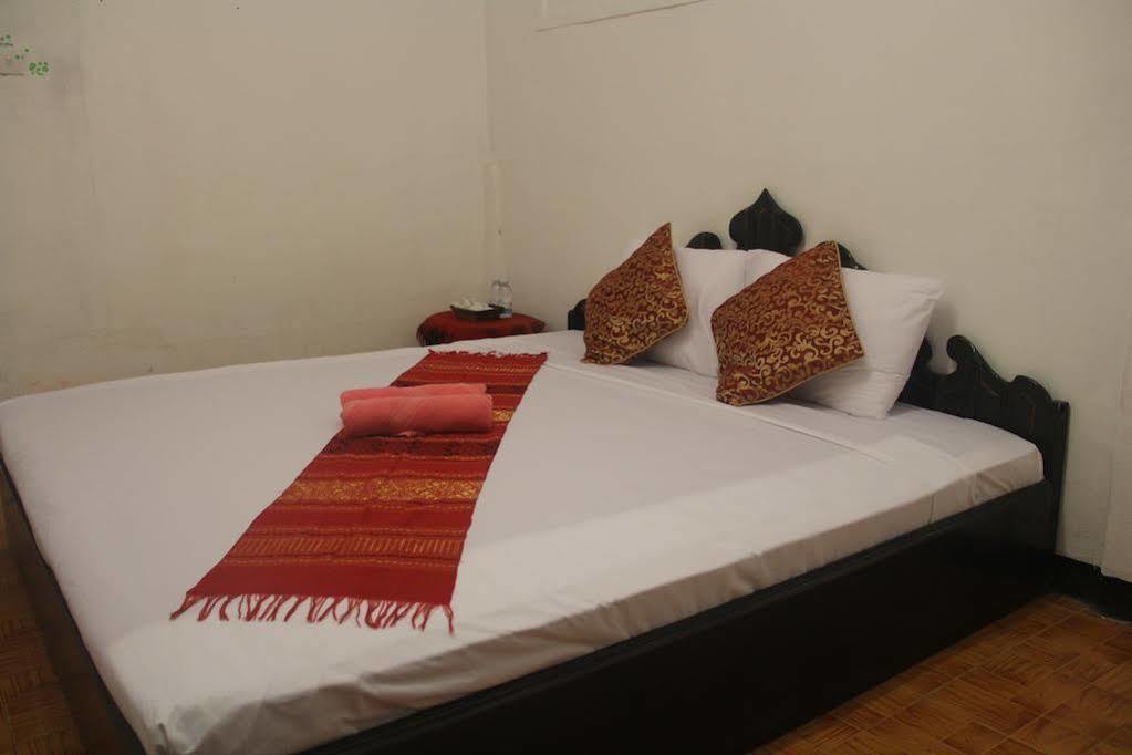 لوانغ برابانغ Lpq Backpackers Hostel المظهر الخارجي الصورة